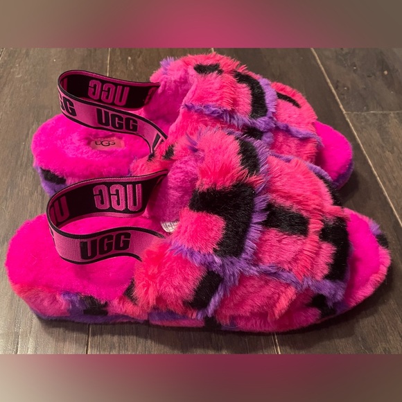 UGG Shoes - Women’s UGG Fluff Yeah plaid and pink plush slippers #UGG #Slippers 10 EUC